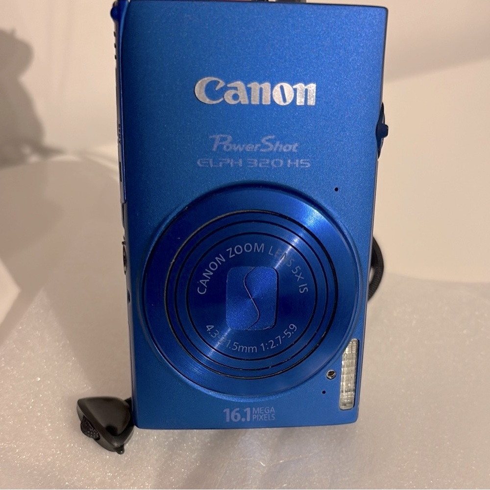 EUC Blue Canon PowerShot Digital Camera With Black Camera Case